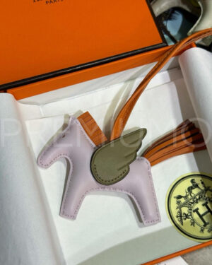 Hermes брелок PR553325