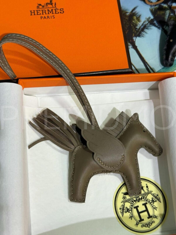 Hermes брелок PR809995