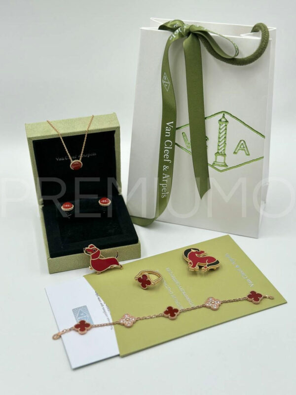 Van Cleef & Arpels браслет PR837480