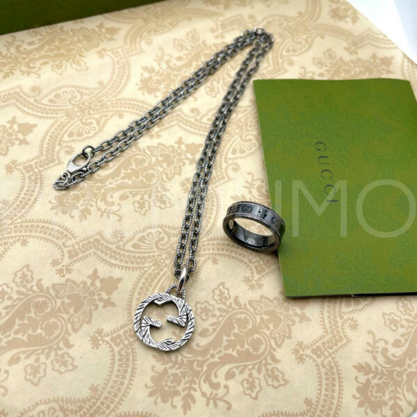 Gucci кулон PR767164 2