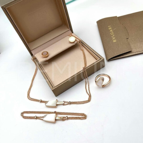 Bvlgari колье PR845647