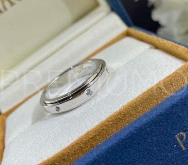 Piaget кольцо PR197334
