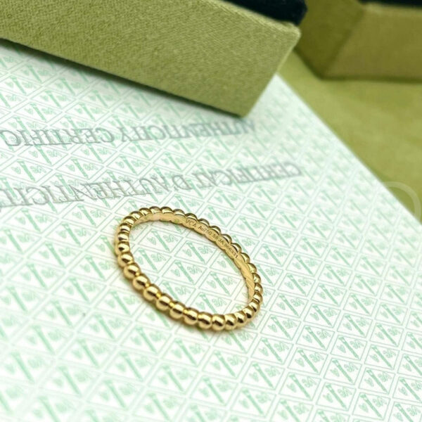 Van Cleef & Arpels кольцо PR543377