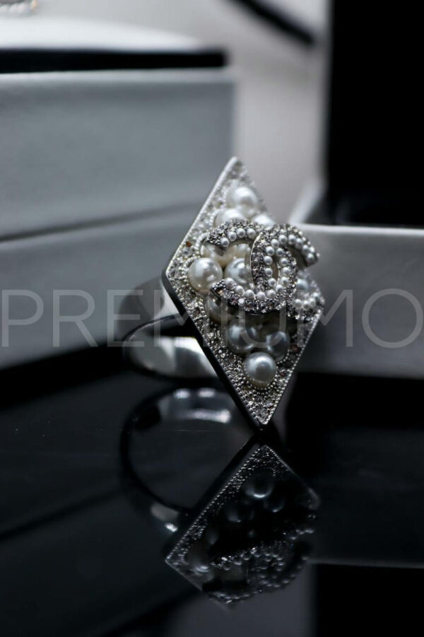 Chanel кольцо PR595810
