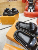 Louis Vuitton шлепанцы PR335234 16