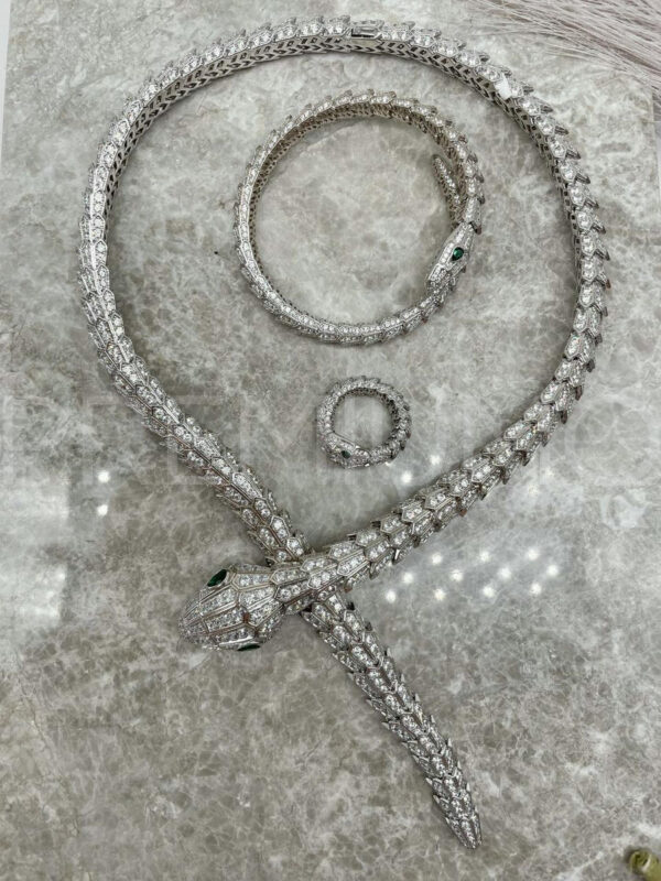 Bvlgari колье PR659871