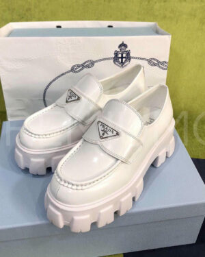 Prada лоферы PR395830