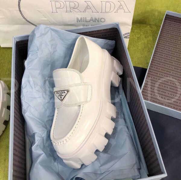 Prada лоферы PR395830 6