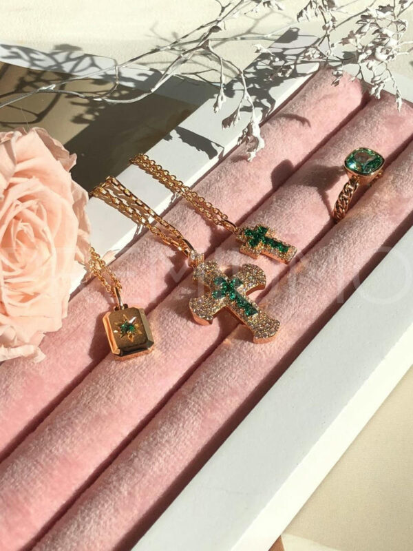 Pomellato крест большой PR212942 3