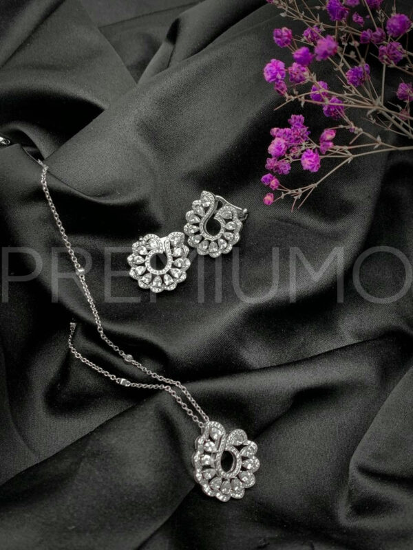 Chopard серьги PR997868