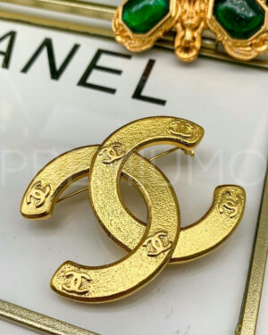 Chanel брошь PR282300