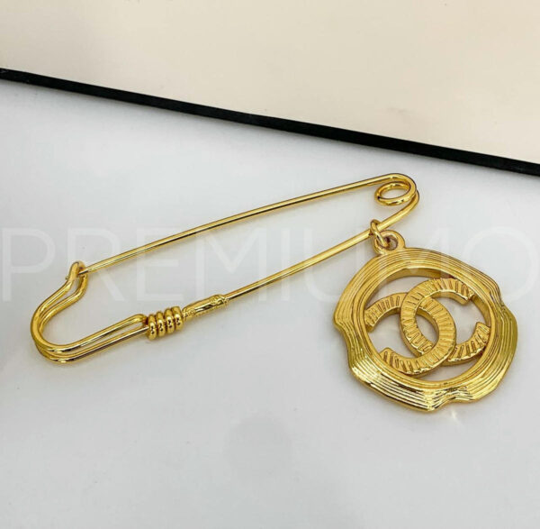 Chanel брошь PR125350