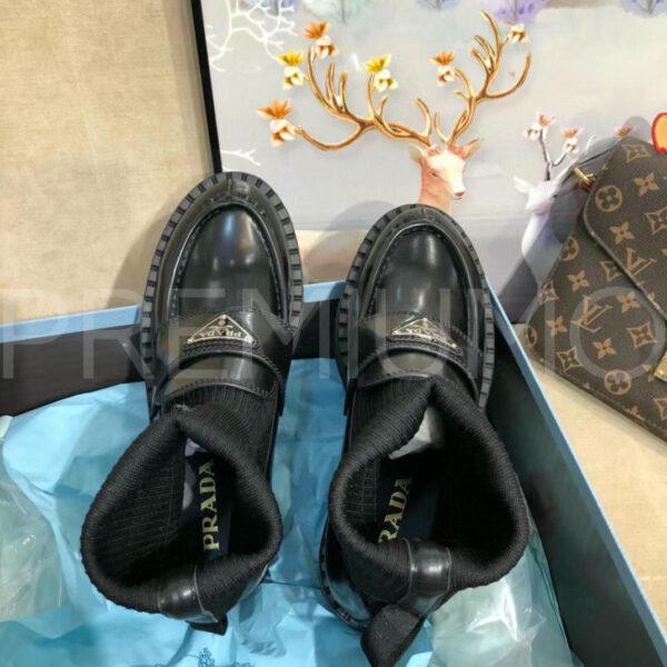 Prada лоферы PR896534 17