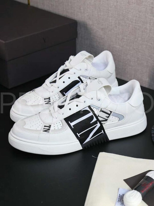 Valentino кроссовки PR727302