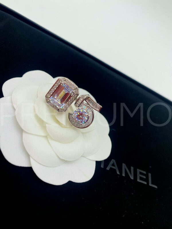 Chanel кольцо PR768229