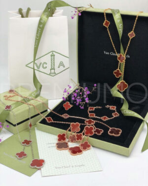 Van Cleef & Arpels кольцо PR832401 Van Cleef & Arpels кольцо PR832401