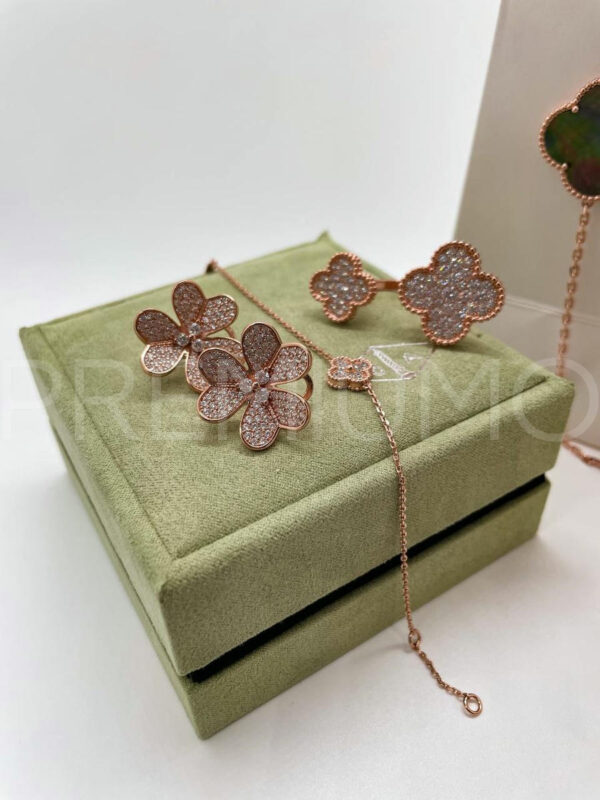 Van Cleef & Arpels кольцо PR343205 8
