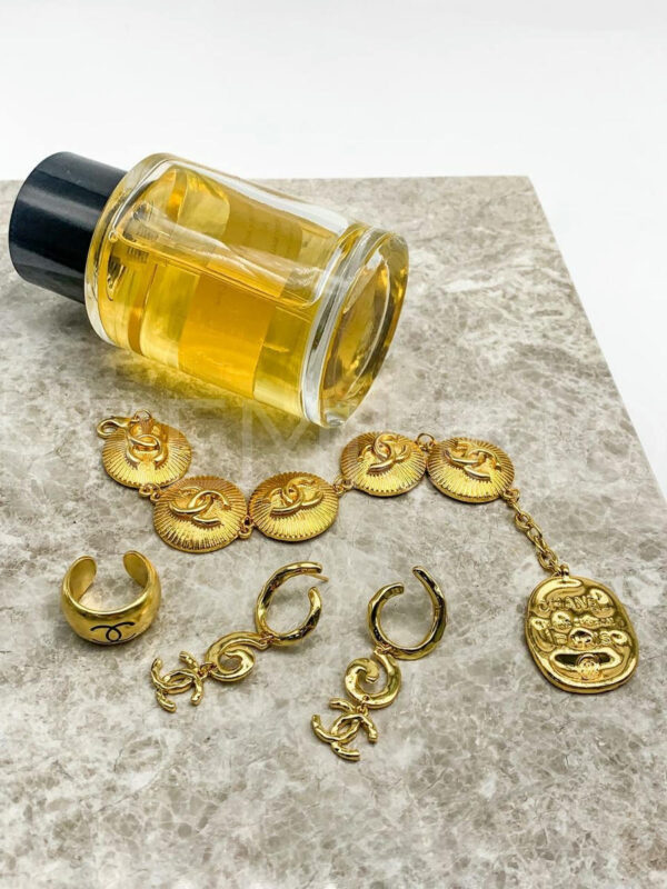 Chanel кольцо PR920612 2