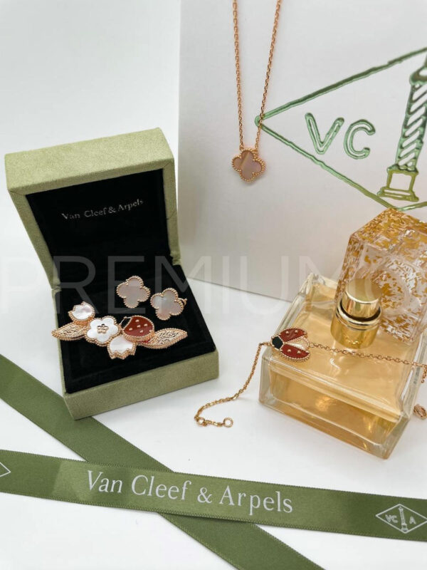 Van Cleef & Arpels браслет PR616003 3