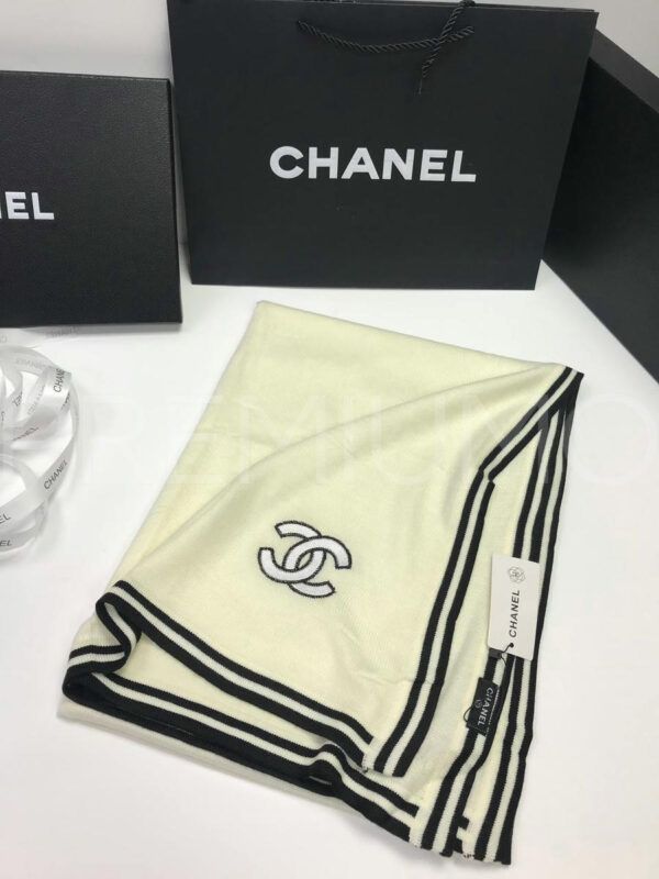 Chanel палантин PR851659 2