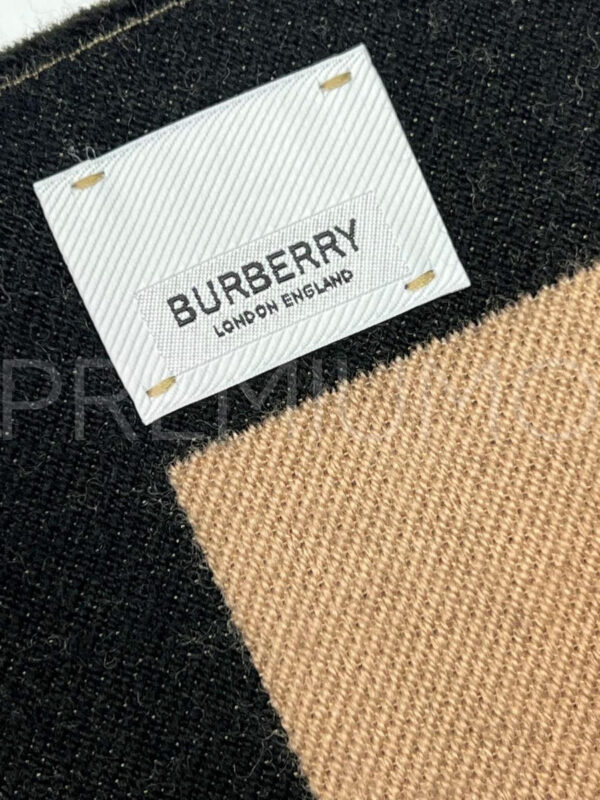 Burberry шарф PR168624 5