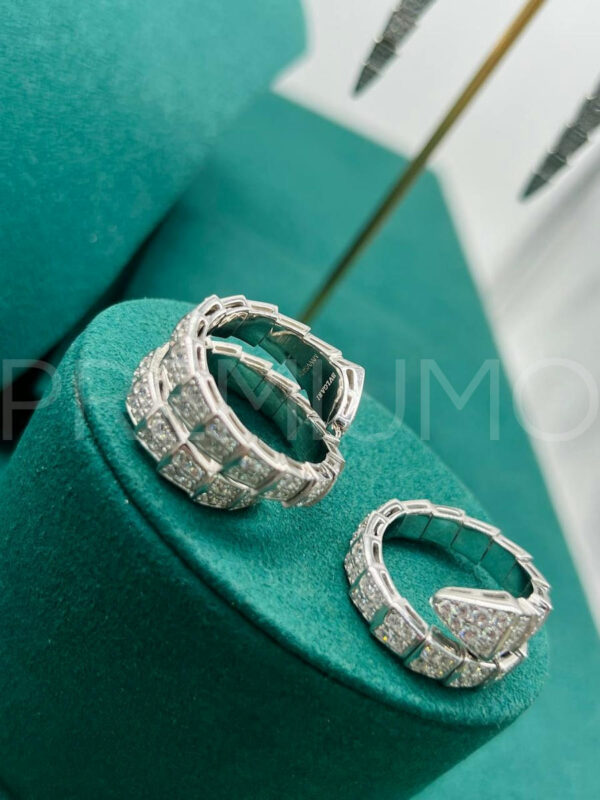 Bvlgari кольцо в 1 оборот PR935828