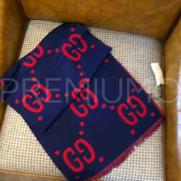 Gucci шарф PR910837 4