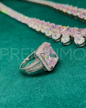 Graff кольцо капля PR169080