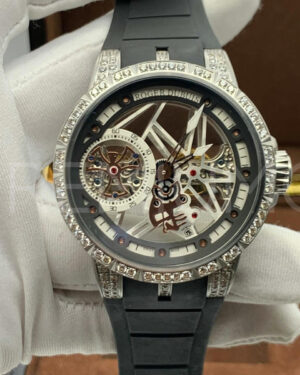 Roger Dubuis часы PR933581