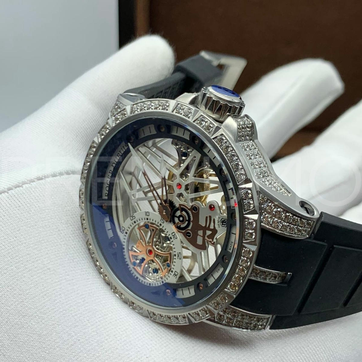 Roger Dubuis часы PR933581 9 Roger Dubuis часы PR933581 9