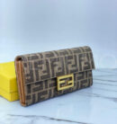 Fendi кошелек PR889442 21