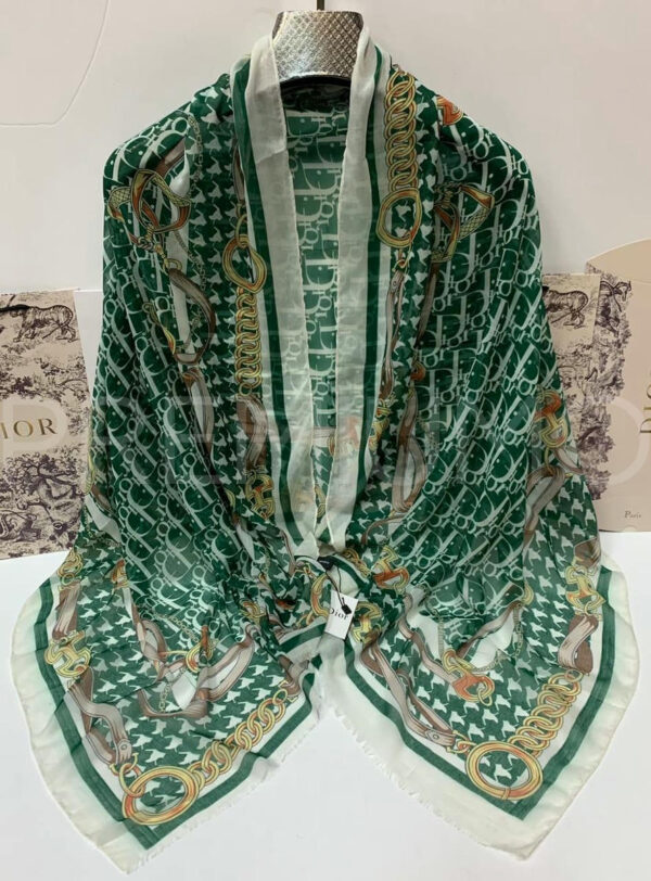 Christian Dior палантин PR380187