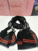 Valentino палантин PR356186 3