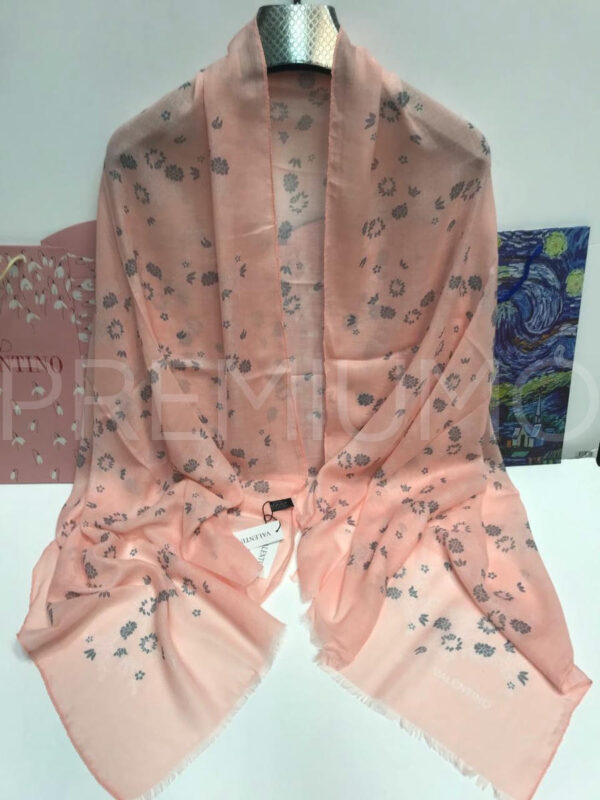 Valentino палантин PR830046 2