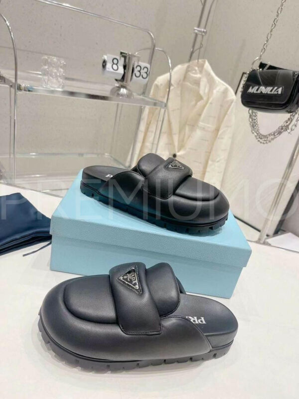 Prada мюли PR423121