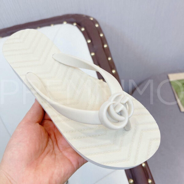 Gucci шлепанцы PR325758 6