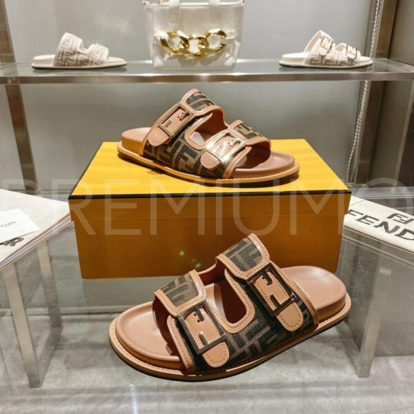 Fendi шлепанцы PR722515