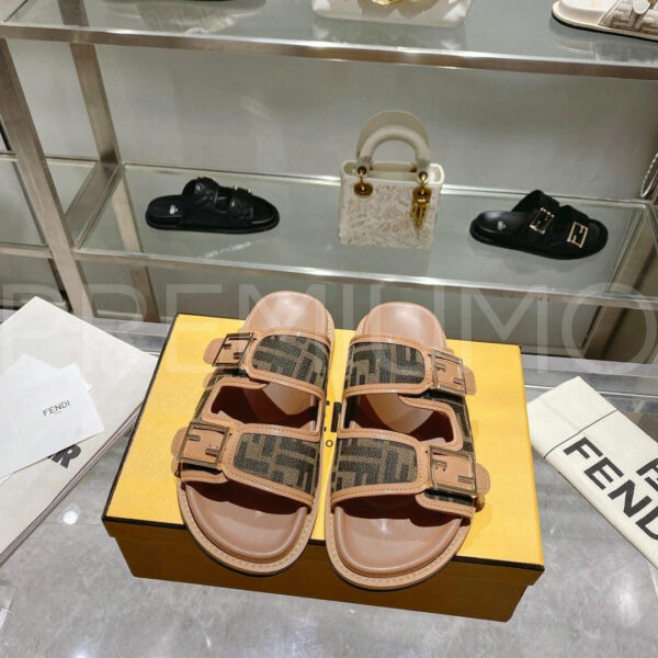 Fendi шлепанцы PR722515 2