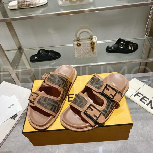 Fendi шлепанцы PR722515 3