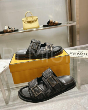 Fendi шлепанцы PR843450