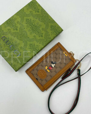 Gucci картхолдер PR950331