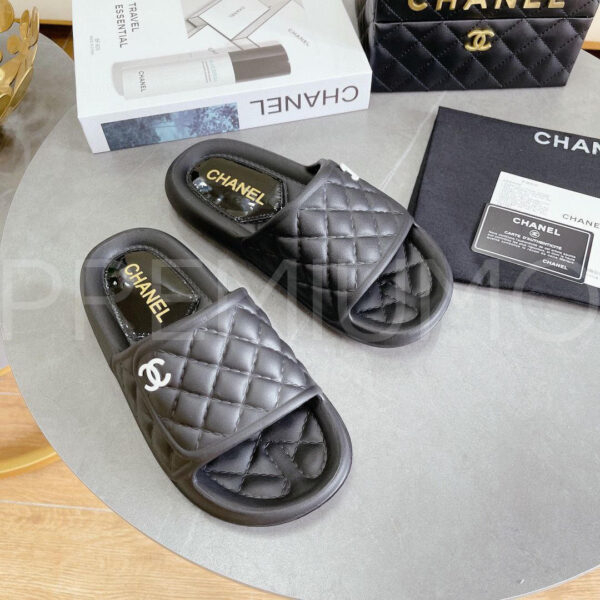 Chanel шлепанцы PR375084 4