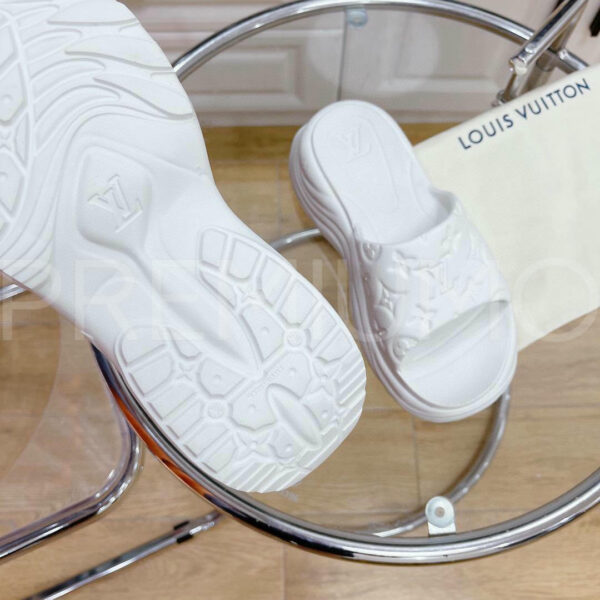 Louis Vuitton шлепанцы PR334246 9