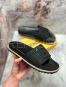 Fendi шлепанцы PR470383 5