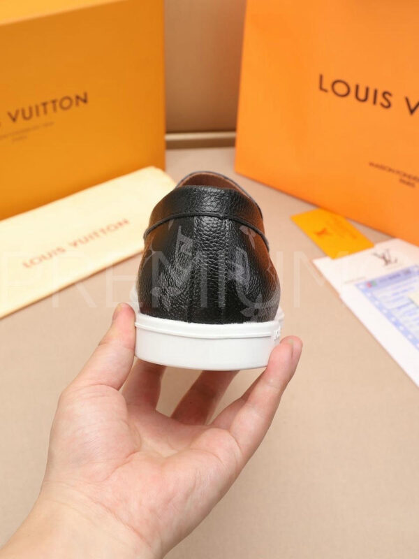 Louis Vuitton лоферы PR550523 8
