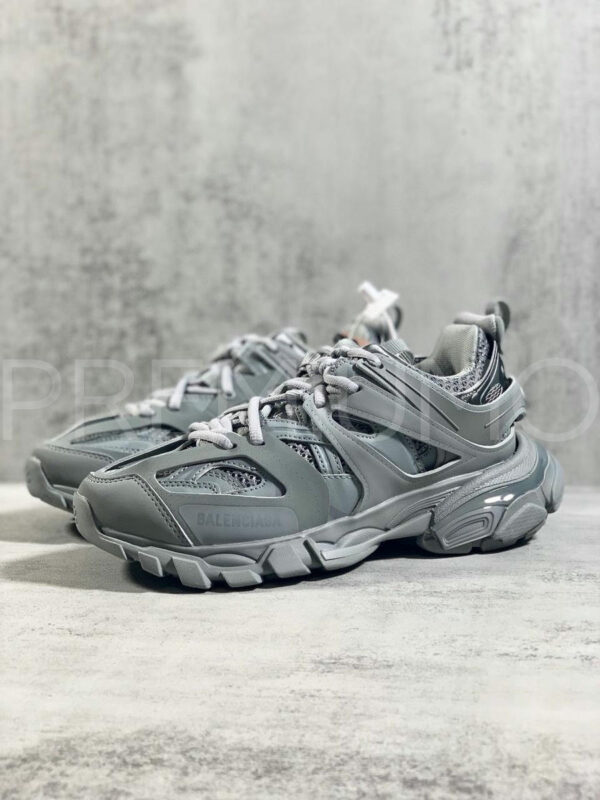 Balenciaga кроссовки PR732351