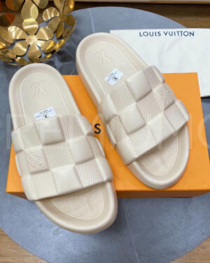 Louis Vuitton шлепанцы PR519866