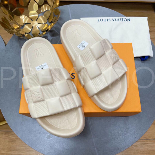 Louis Vuitton шлепанцы PR519866