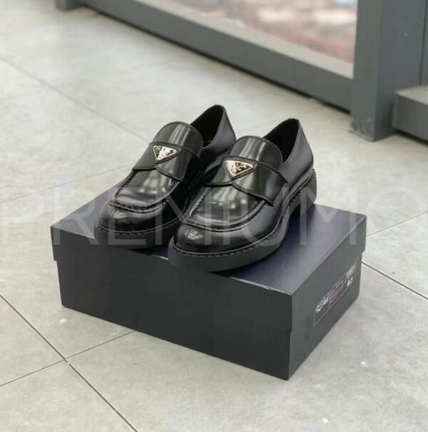 Prada лоферы PR433672