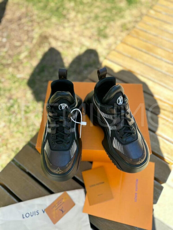 Louis Vuitton Archlight кроссовки PR900352 7